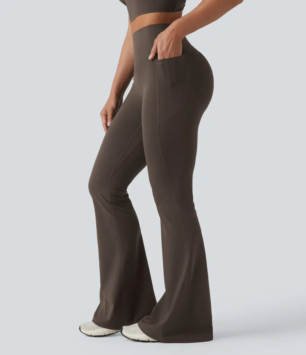 Scrunch Flare Yoga Leggings in Hot Fudge
