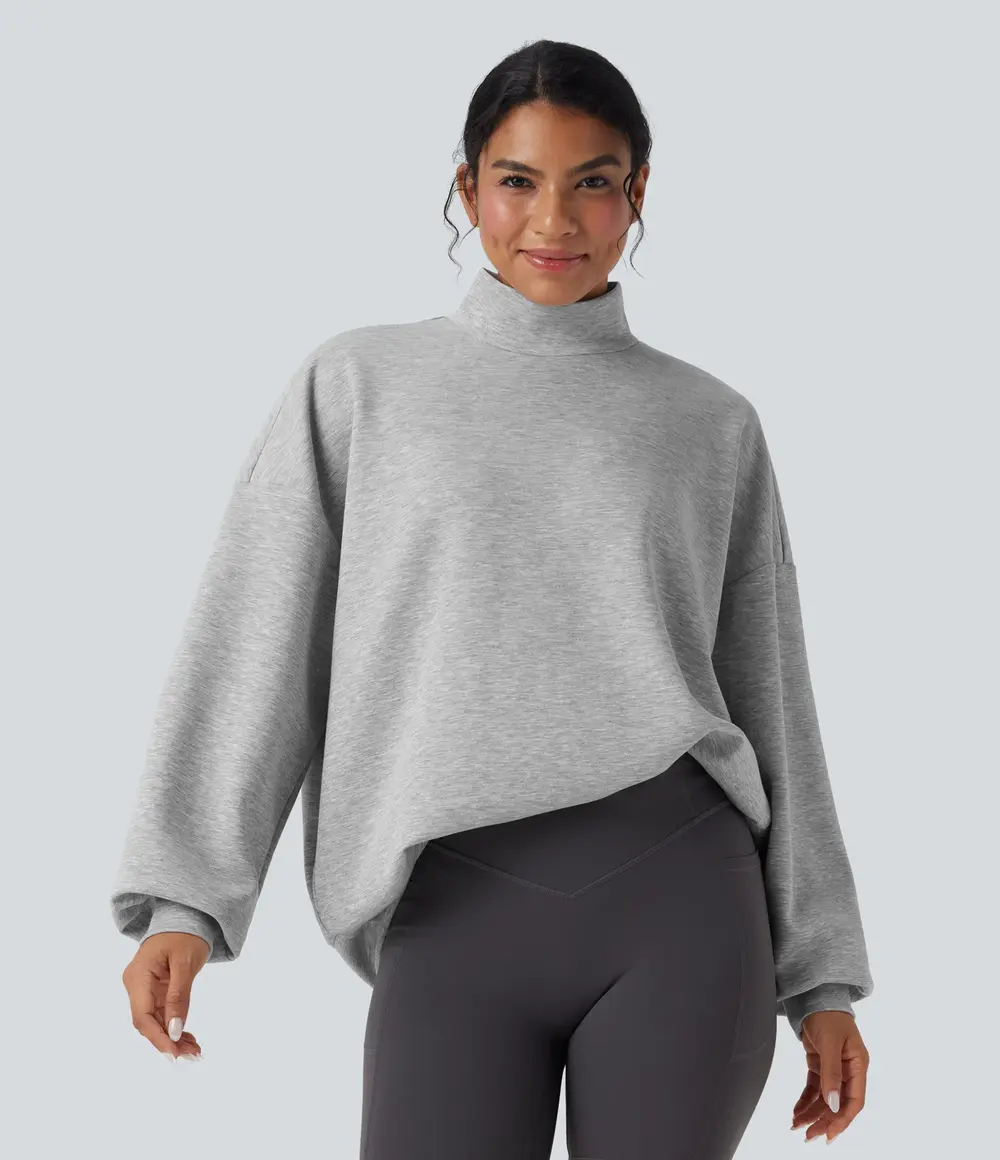 Relaxed Mock Neck Sweatshirt in Fog Grey