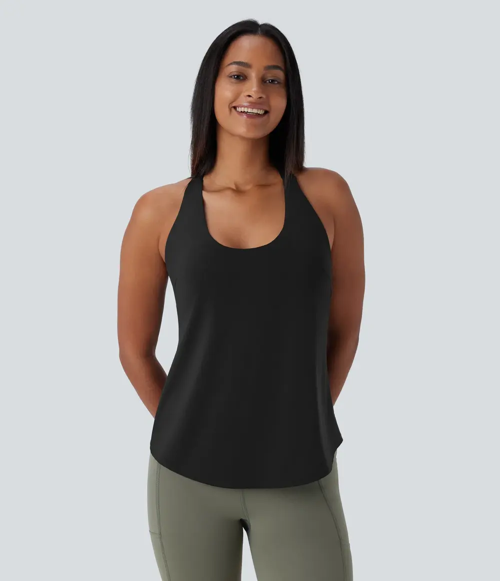 Built-in Bra Yoga Top in Black