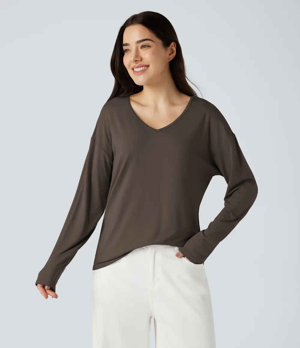 V-Neck Long Sleeve Top in Coffee Bean